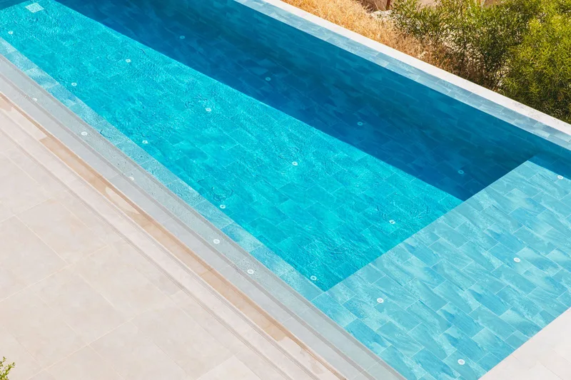 Como Escolher um Gestor de Google Ads para Empresa de Piscinas: O Que Avaliar Antes de Contratar