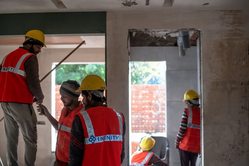 Google Ads para Construtora na Zona Leste de Sao Paulo: Por Que Anunciar Regional Custa Menos